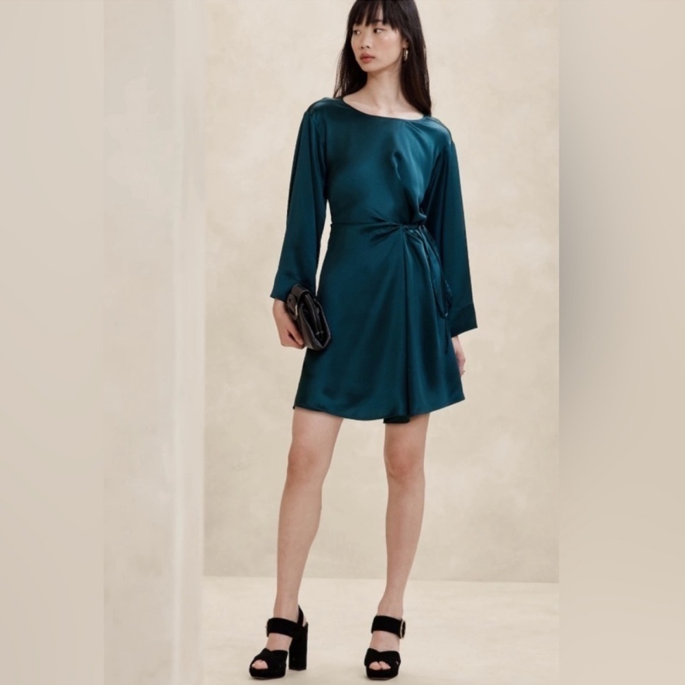Banana Republic Treccia Hammered Satin Dress in Monsoon Teal